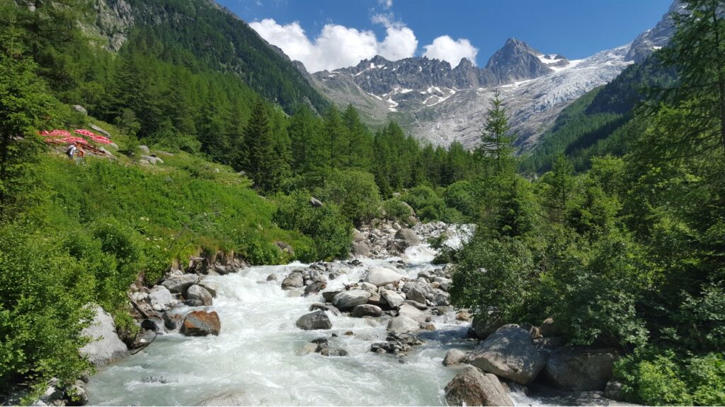 El glaciar de Trient en Suiza. Turismo en Suiza.